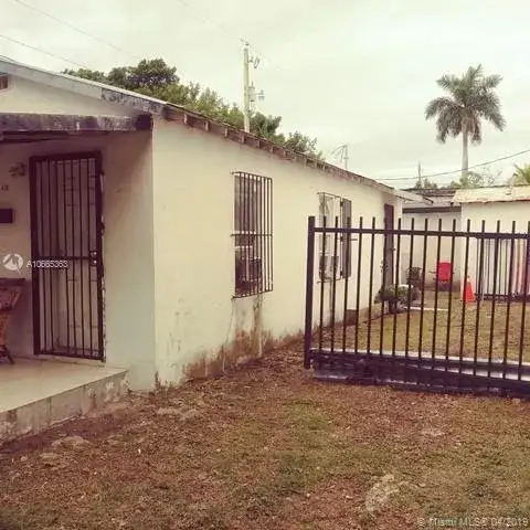 616 SW 8th Ave, Homestead FL 33030 photo 2