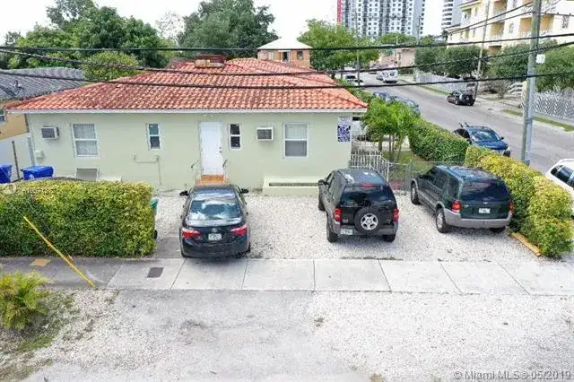 503 SW 19th Ave # 501, Miami FL 33135 photo 2