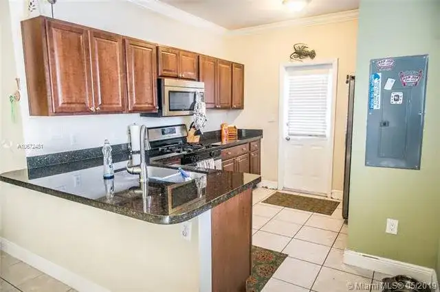 16610 SW 294th Ter, Homestead FL 33033 photo 4