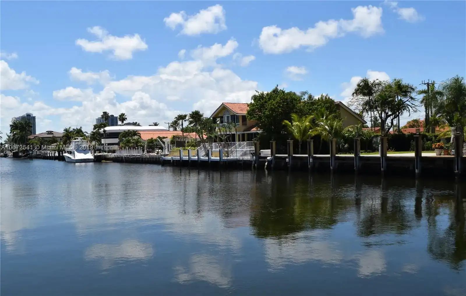 16650 NE 35th Ave, North Miami Beach FL 33160