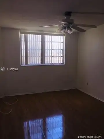 16400 NE 17th Ave # 206, North Miami Beach FL 33162 photo 4