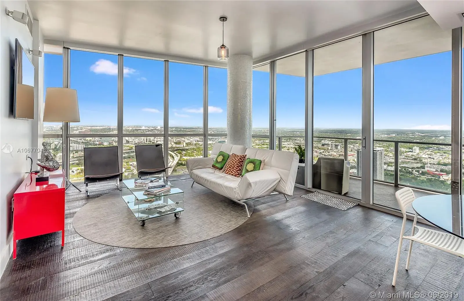 1100 Biscayne Blvd # 5707, Miami FL 33132