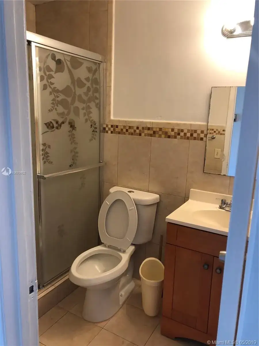 2330 W 60th St # F, Hialeah FL 33016 photo 4