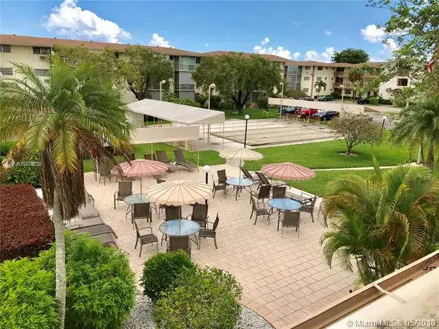 17000 NE 14th Ave # 201, North Miami Beach FL 33162