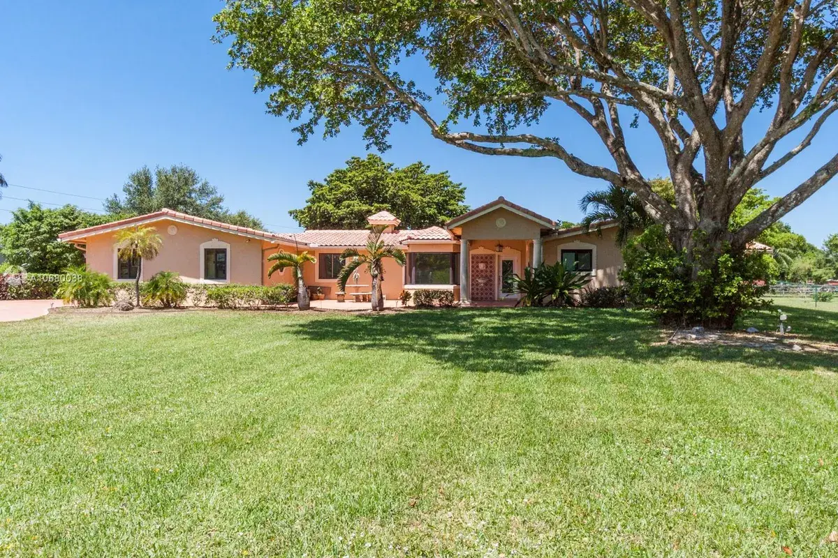 1910 SW 116th Ave, Davie FL 33325