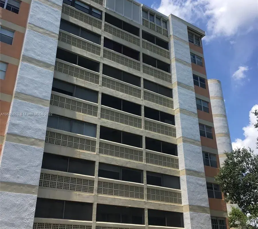 3301 Spanish Moss Ter # 906, Lauderhill FL 33319
