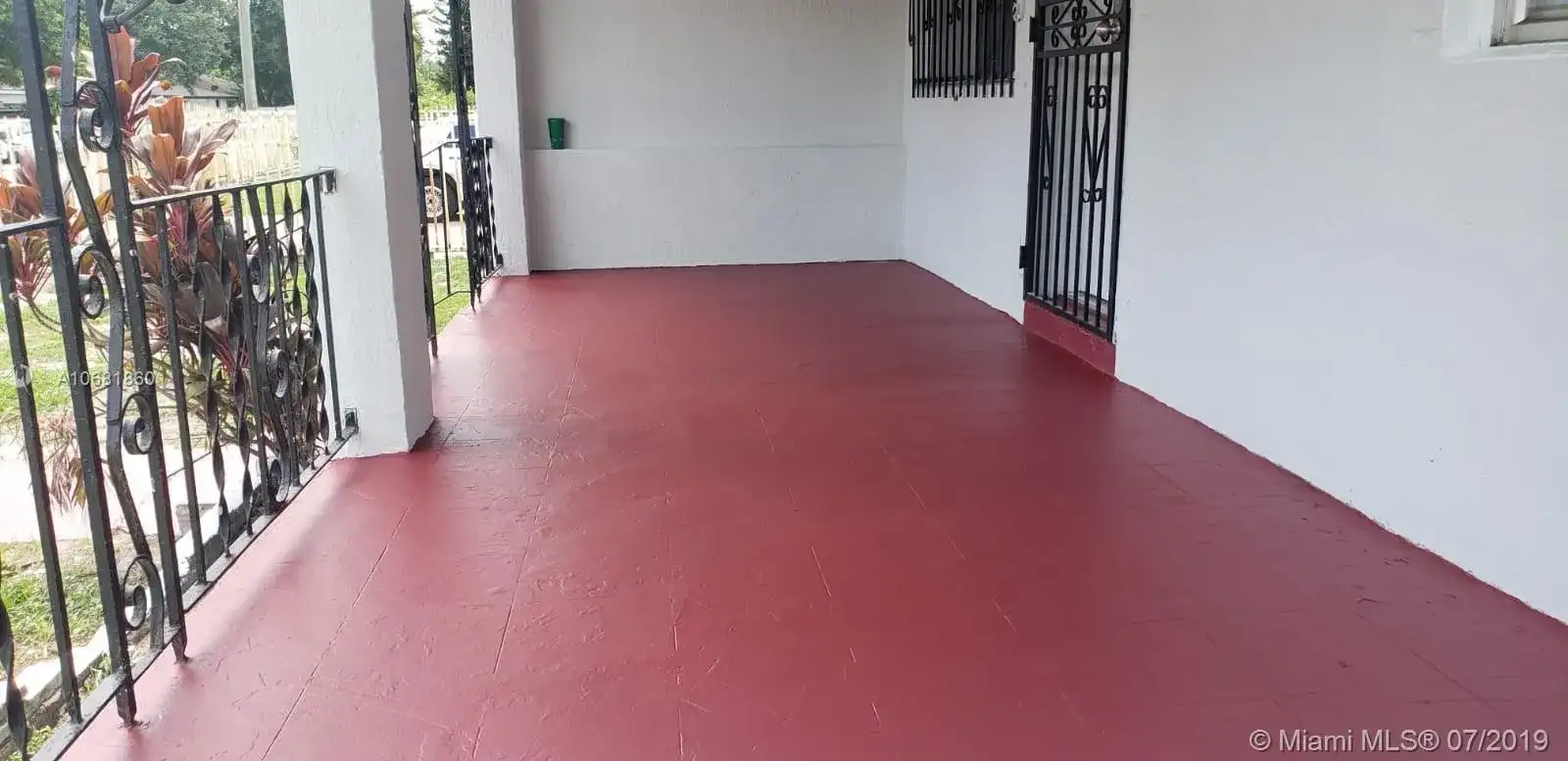 1875 NW 91st St, Miami FL 33147 photo 2
