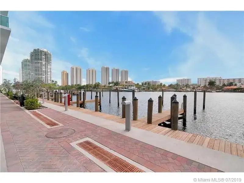 400 Sunny Isles Blvd # 305, Sunny Isles Beach FL 33160 photo 4