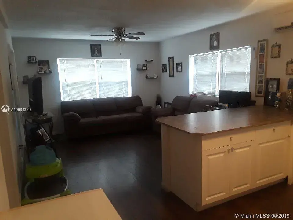 10215 SW 171st St, Miami FL 33157