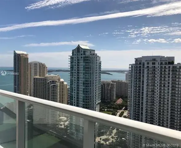 300 S Biscayne Blvd # 1606, Miami FL 33131