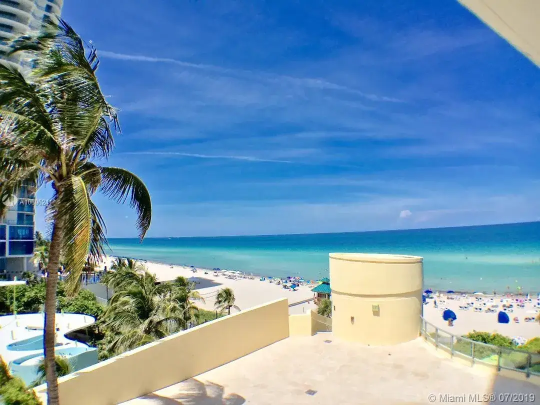 17375 Collins Ave # 608, Sunny Isles Beach FL 33160