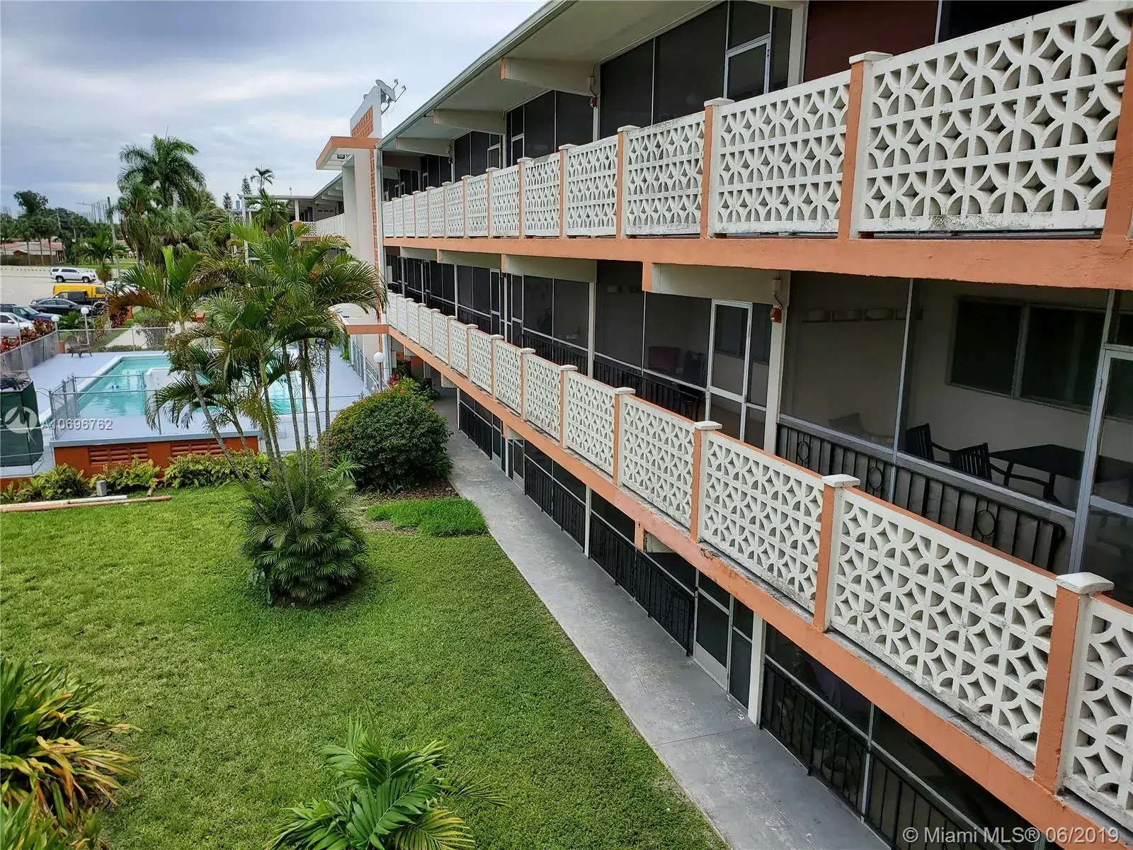 1430 NE 170th St # 314, North Miami Beach FL 33162
