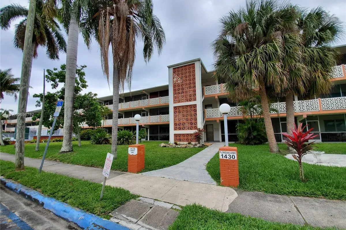 1430 NE 170th St # 314, North Miami Beach FL 33162