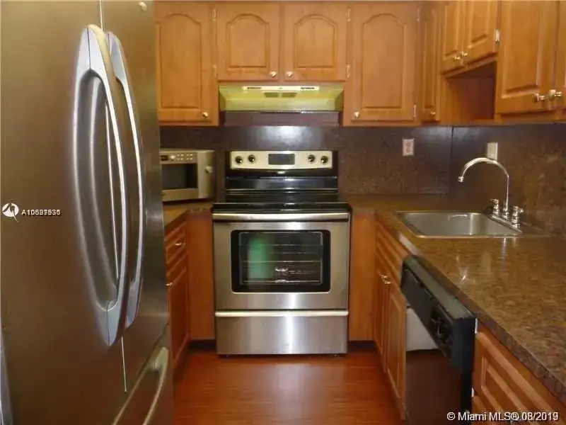 17051 NE 35th Ave # 109, North Miami Beach FL 33160 photo 2