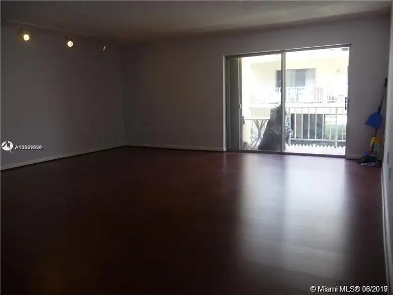 17051 NE 35th Ave # 109, North Miami Beach FL 33160 photo 5