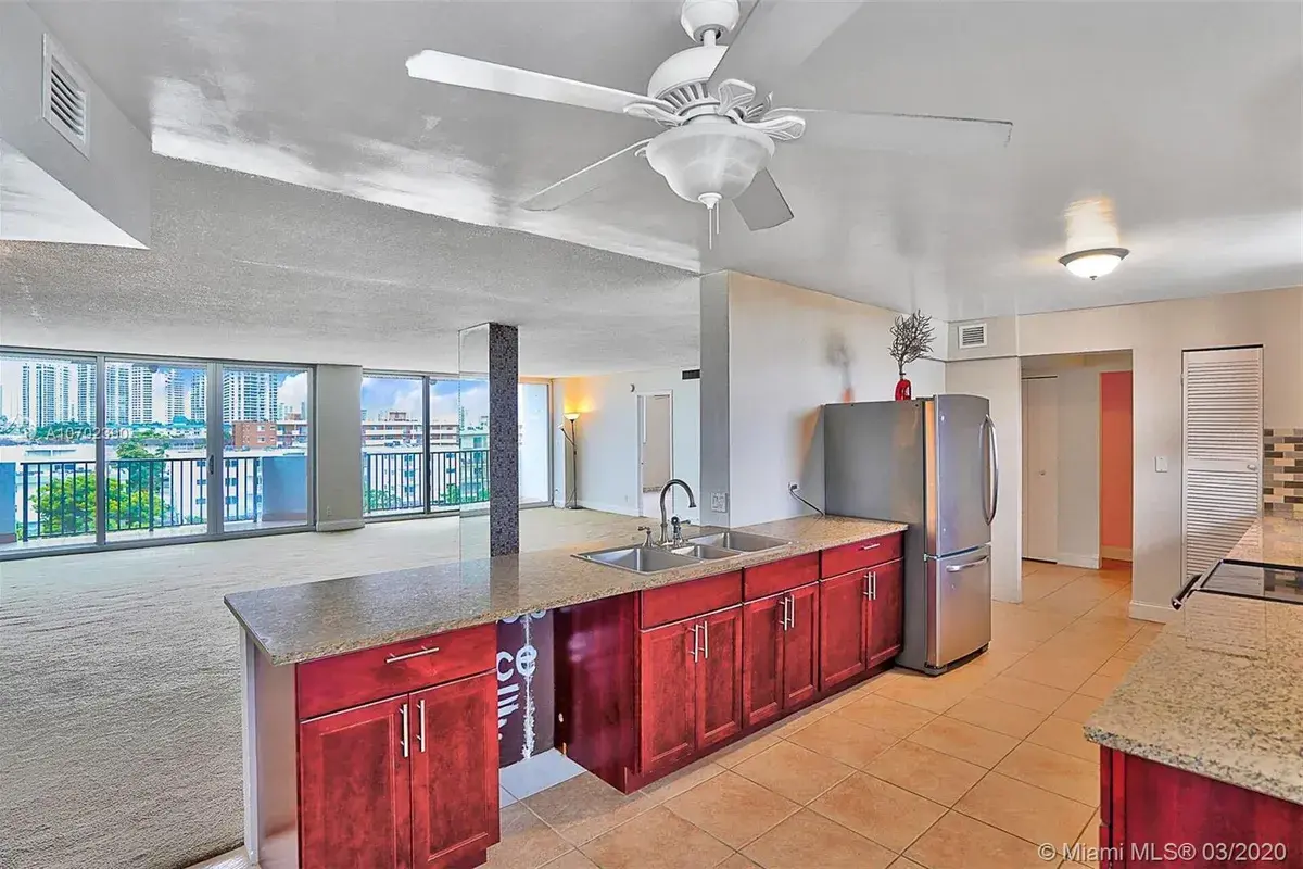 3703 NE 166th St # 602, North Miami Beach FL 33160