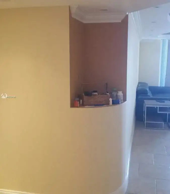 2750 NE 183rd St # 1701, Aventura FL 33160 photo 3