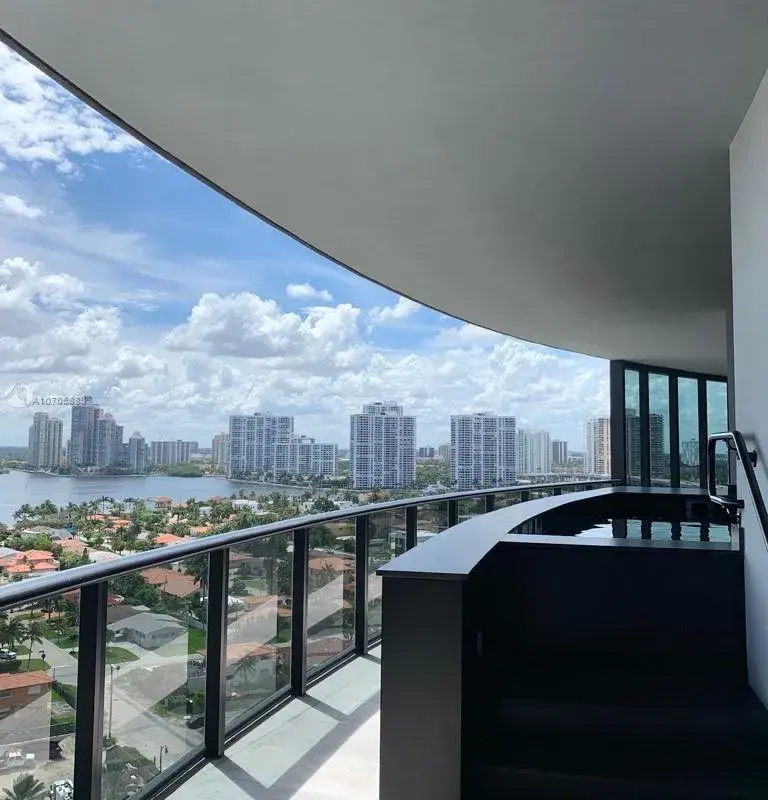18555 Collins Ave # 1503, Sunny Isles Beach FL 33160