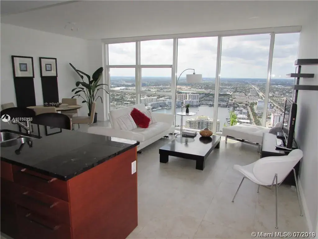 1830 S Ocean Dr # 4507, Hallandale Beach FL 33009