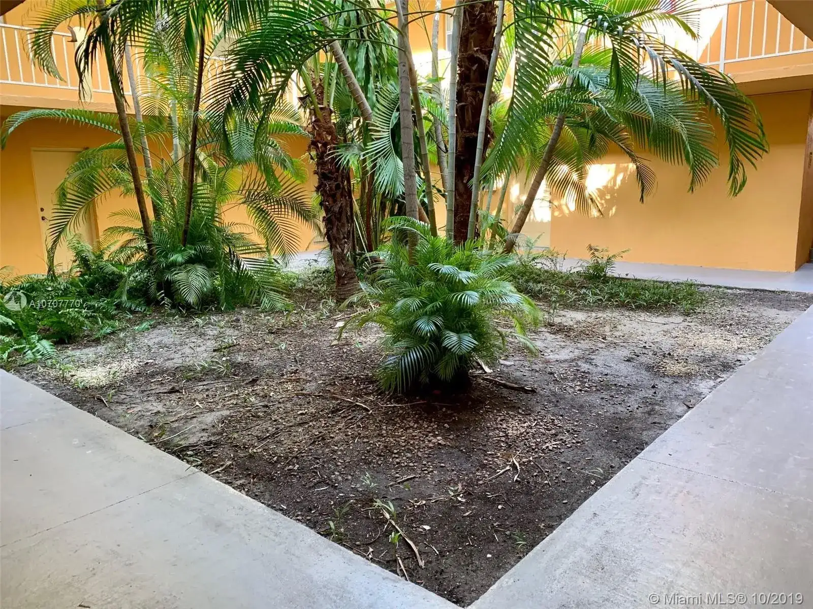 18111 NW 68th Ave # F105, Hialeah FL 33015 photo 3