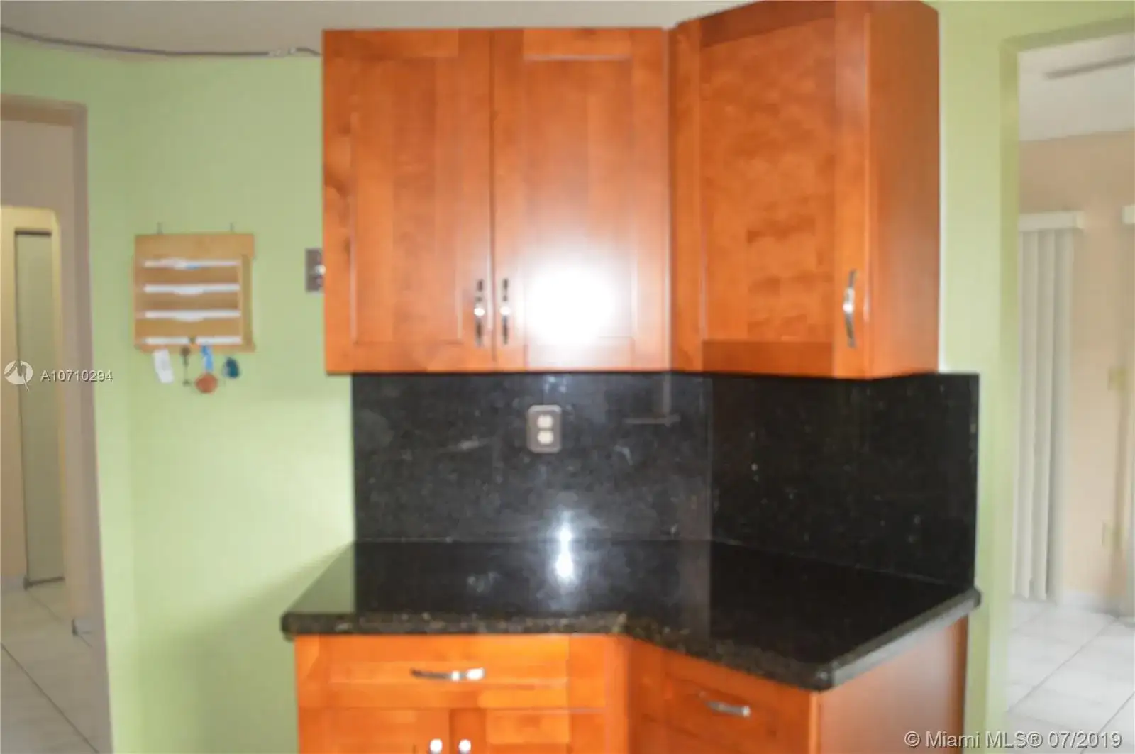9751 W Daffodil Ln, Miramar FL 33025 photo 5