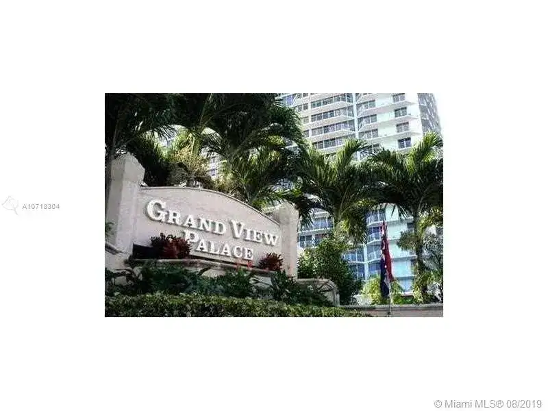 7601 E Treasure Dr # 921, North Bay Village FL 33141 photo 5