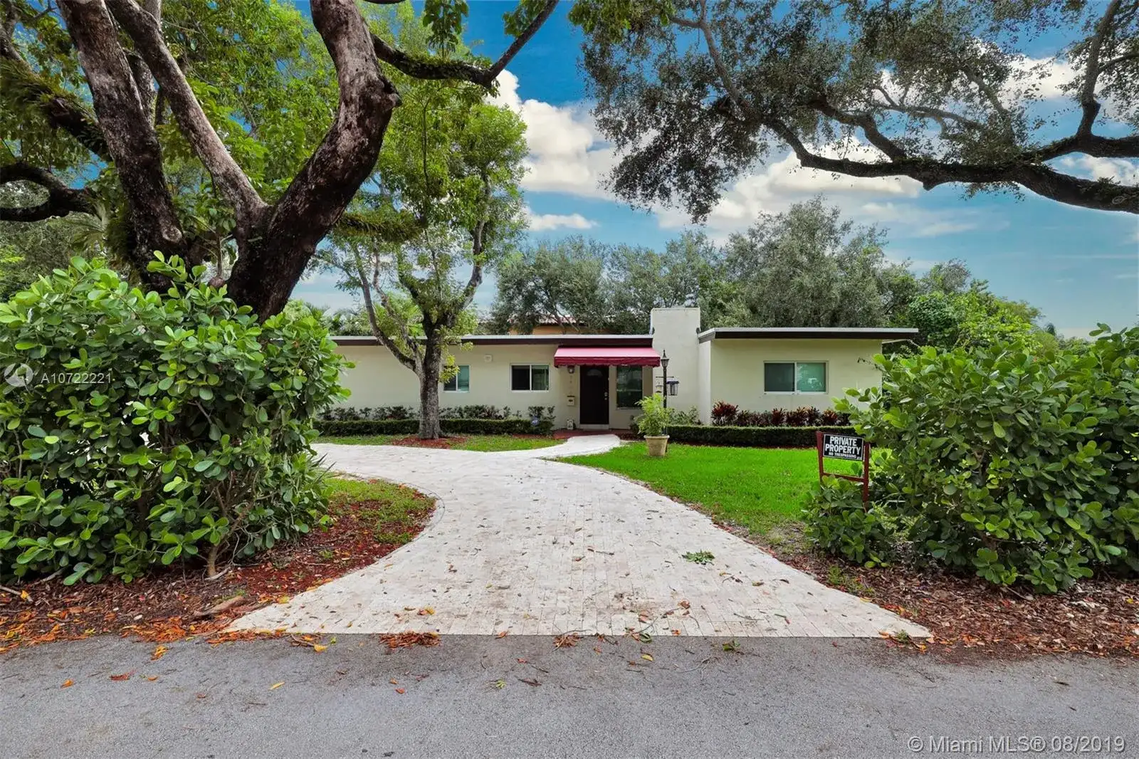 5495 SW 68th Ave, Miami FL 33155 photo 2