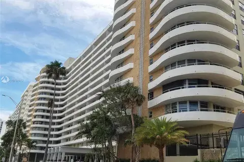 5555 Collins Ave # 10M, Miami Beach FL 33140