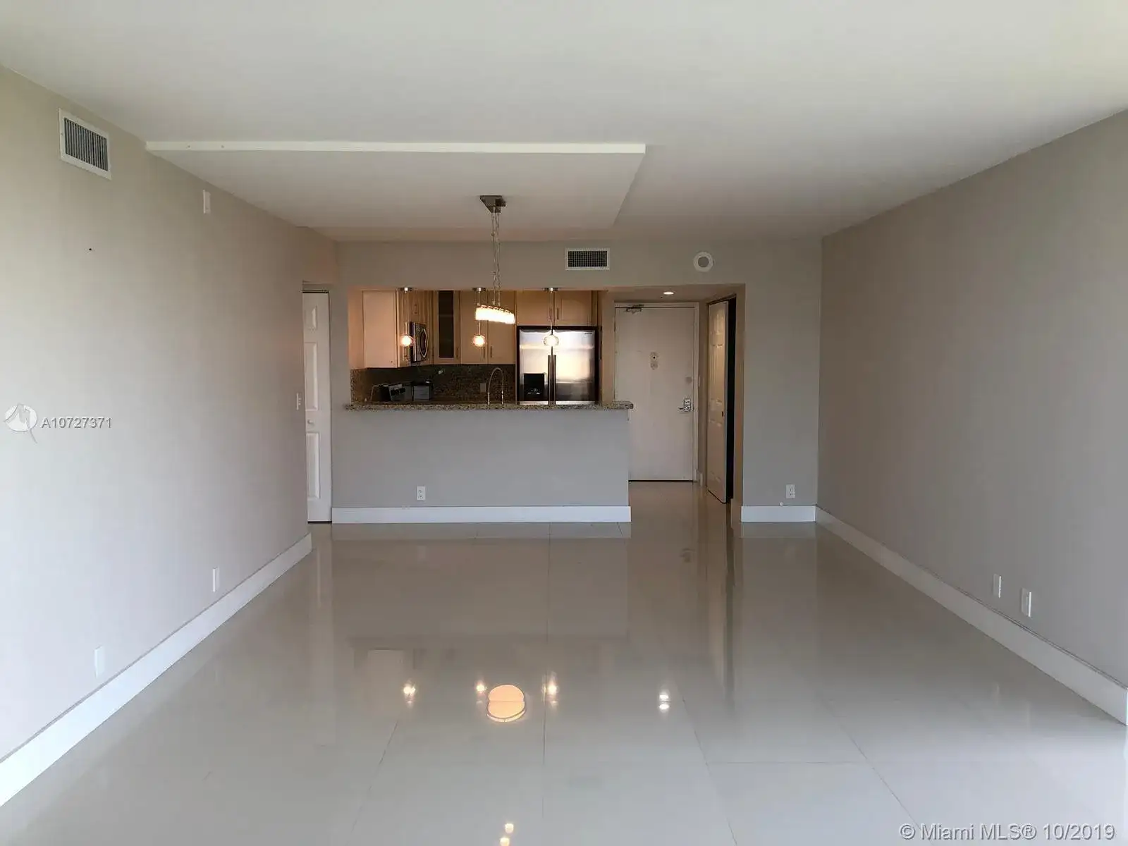 20335 W Country Club Dr # 909, Aventura FL 33180 photo 2
