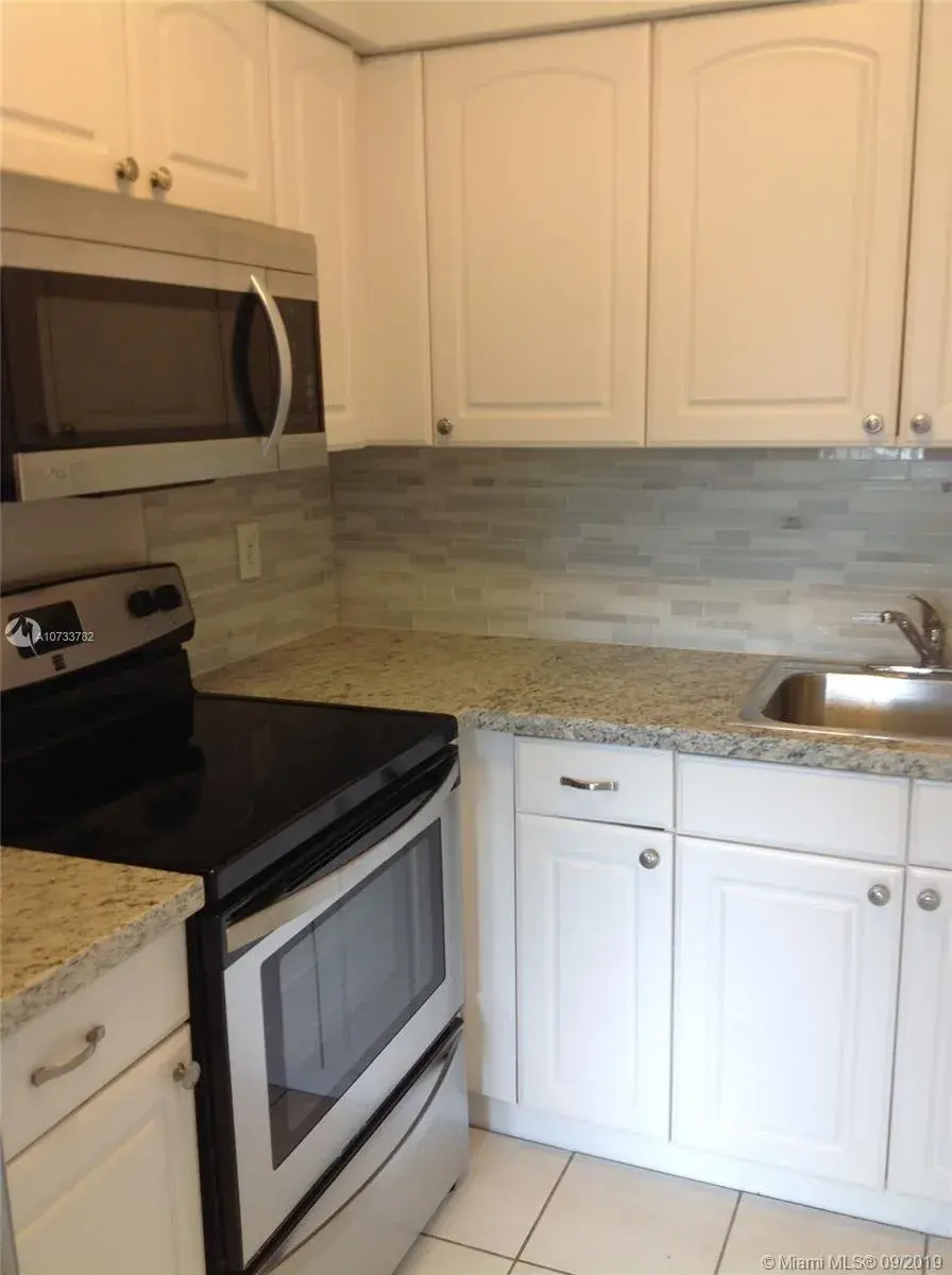 1810 E Oakland Park Blvd # 1, Oakland Park FL 33306