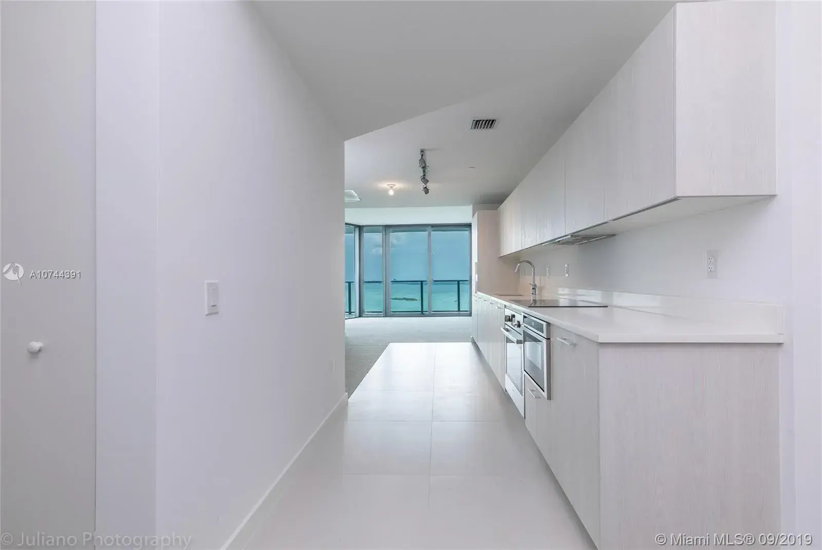 501 NE 31st St # 3801, Miami FL 33137