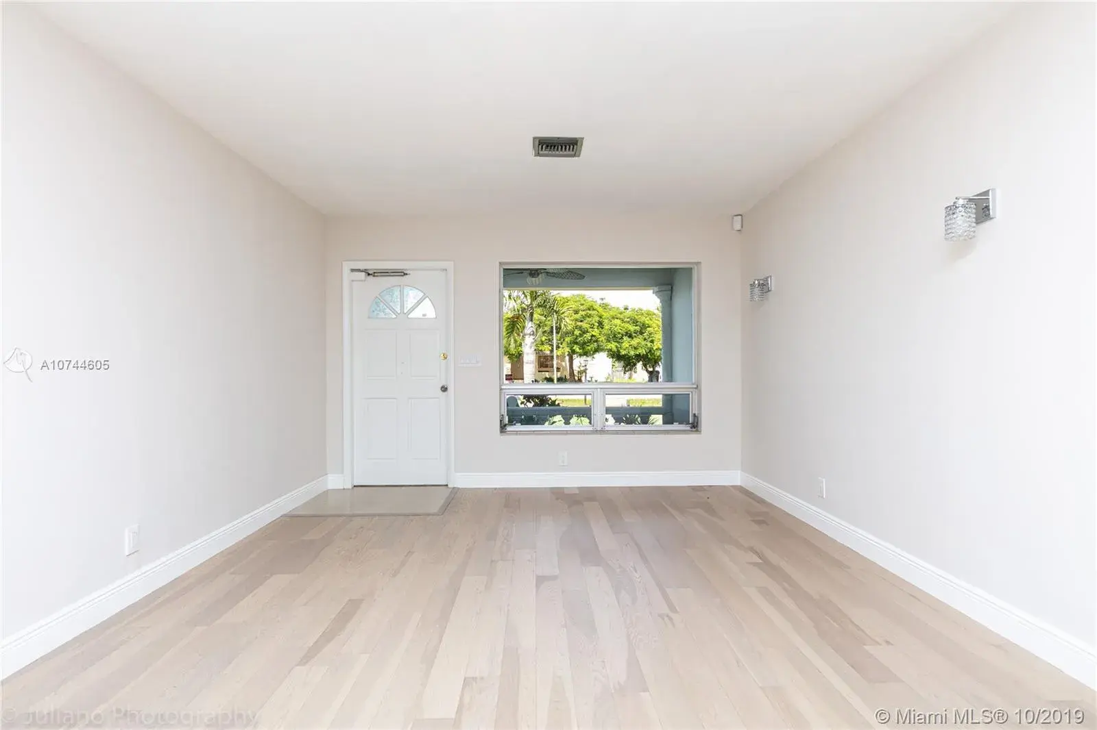 2614 Fillmore St, Hollywood FL 33020