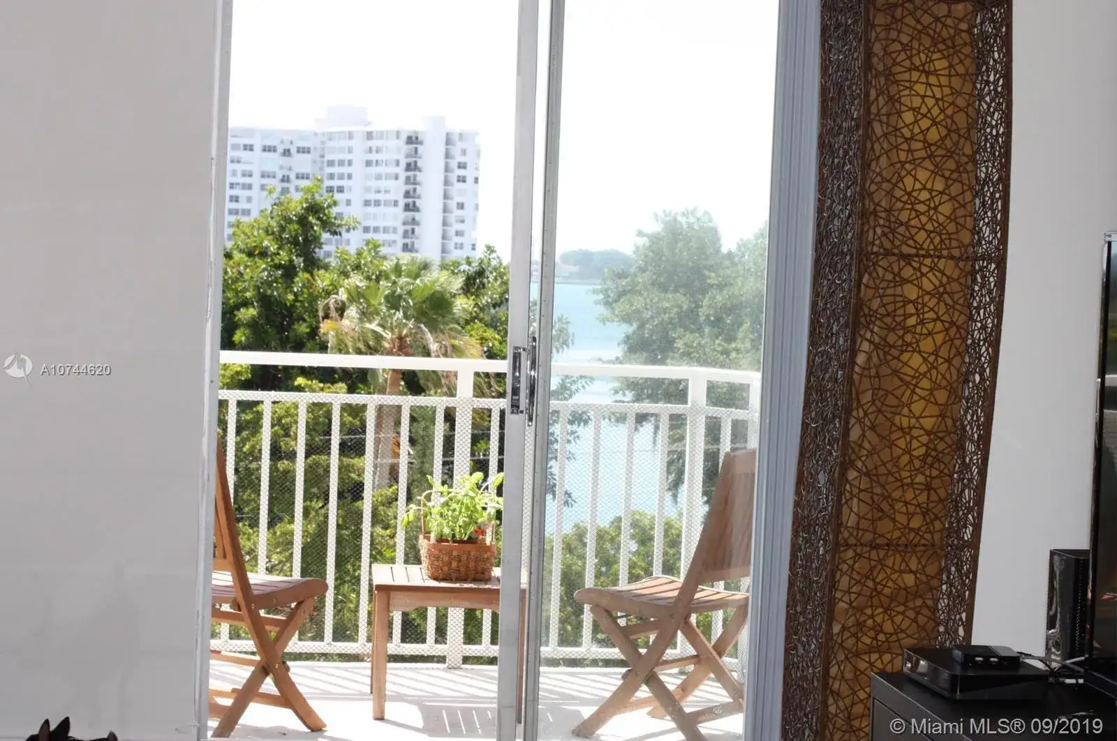2150 Sans Souci Blvd # C502, North Miami FL 33181 photo 2