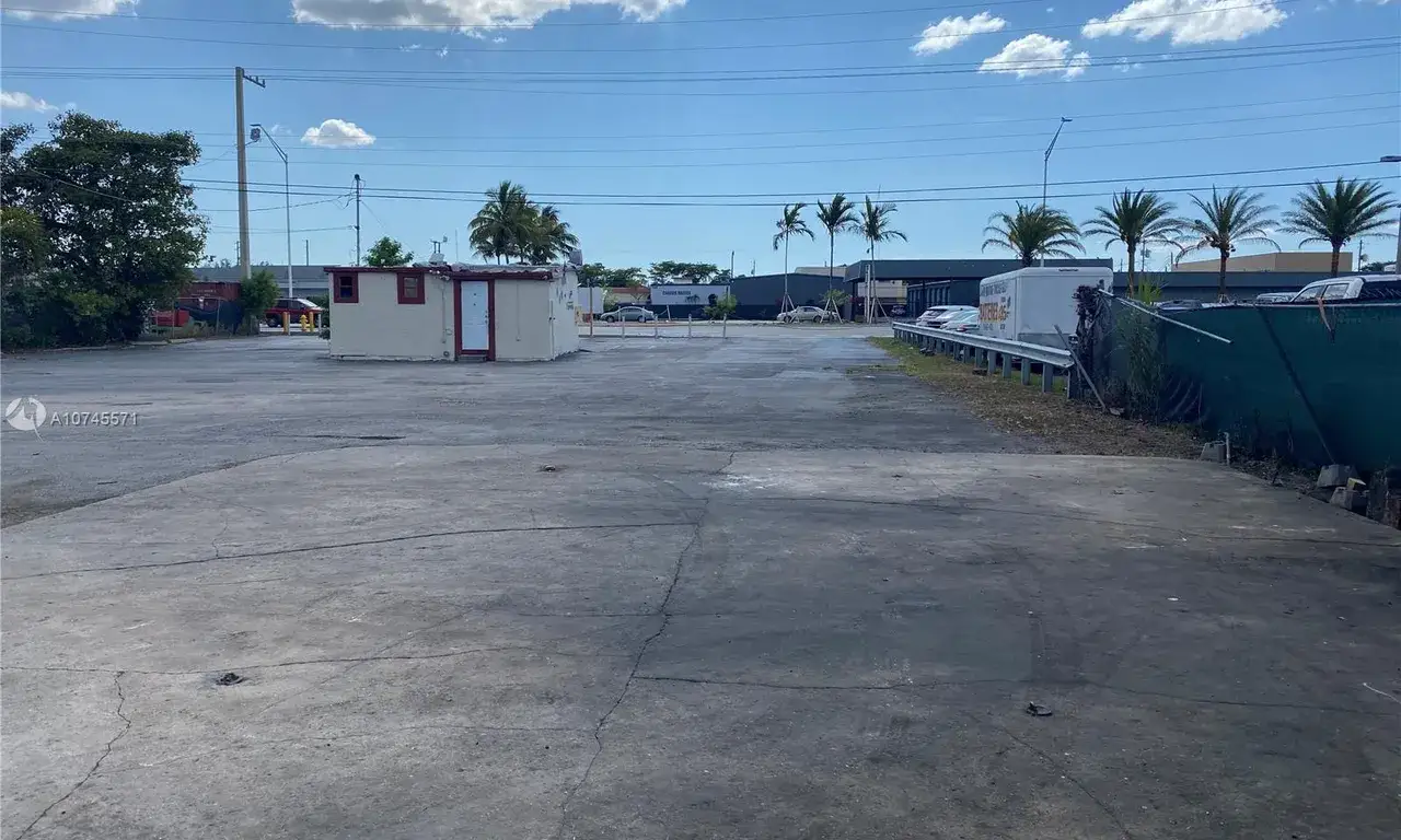 2401 S State Road 7, West Park FL 33023