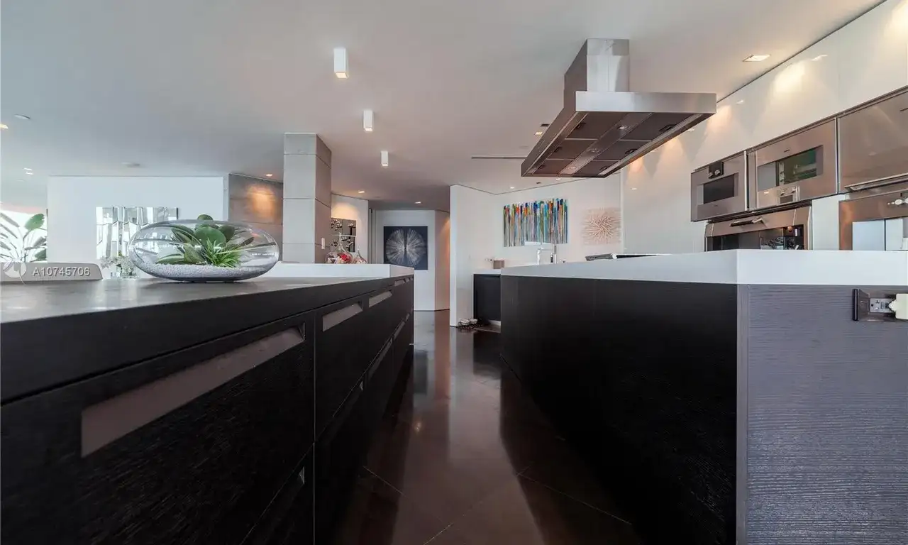 3370 Hidden Bay Dr # 2713, Aventura FL 33180 photo 4