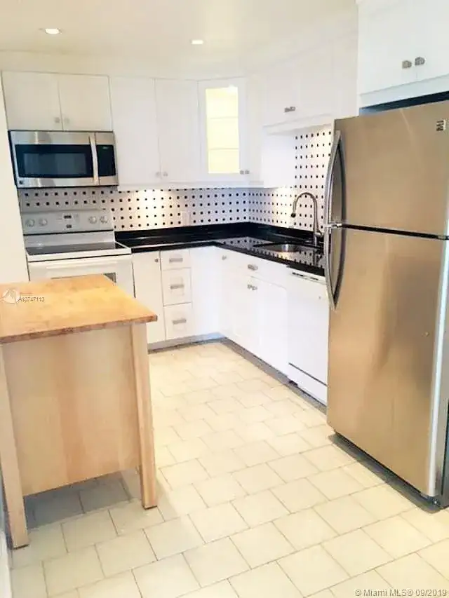 20100 W Country Club Dr # 1704, Aventura FL 33180 photo 4