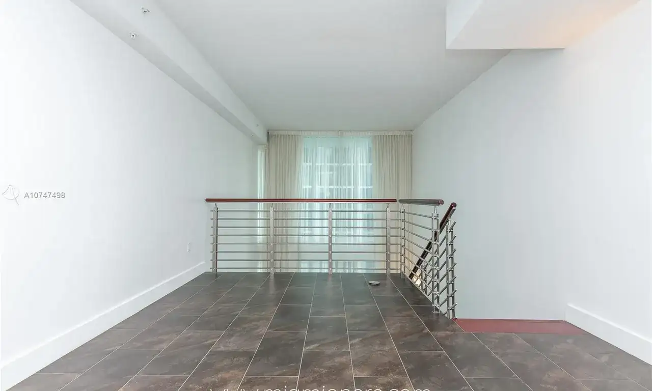 41 SE 5th St # 606, Miami FL 33131 photo 2