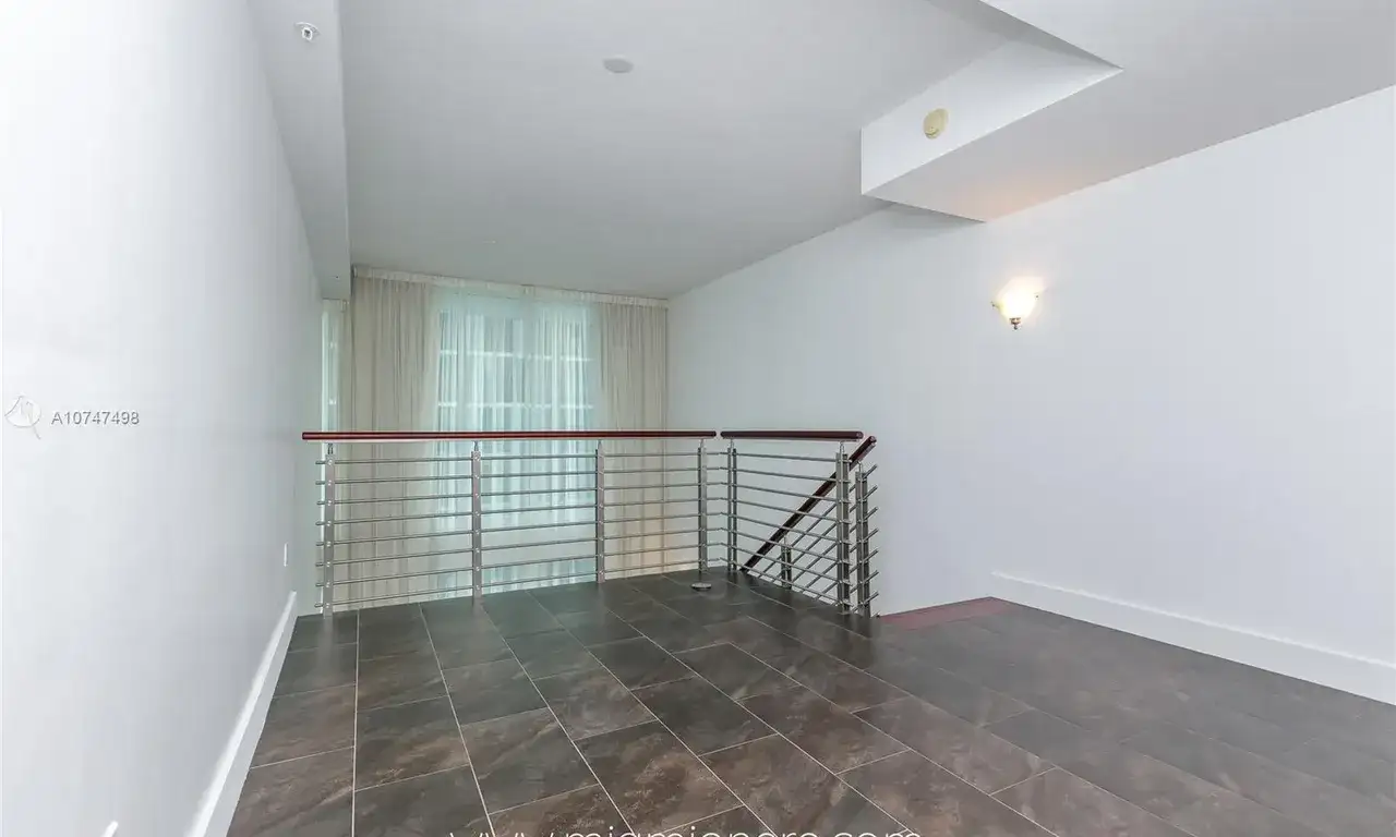 41 SE 5th St # 606, Miami FL 33131 photo 4