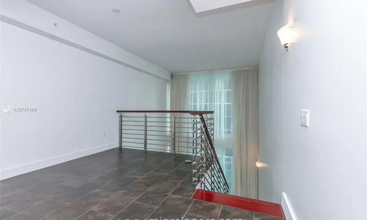 41 SE 5th St # 606, Miami FL 33131 photo 5