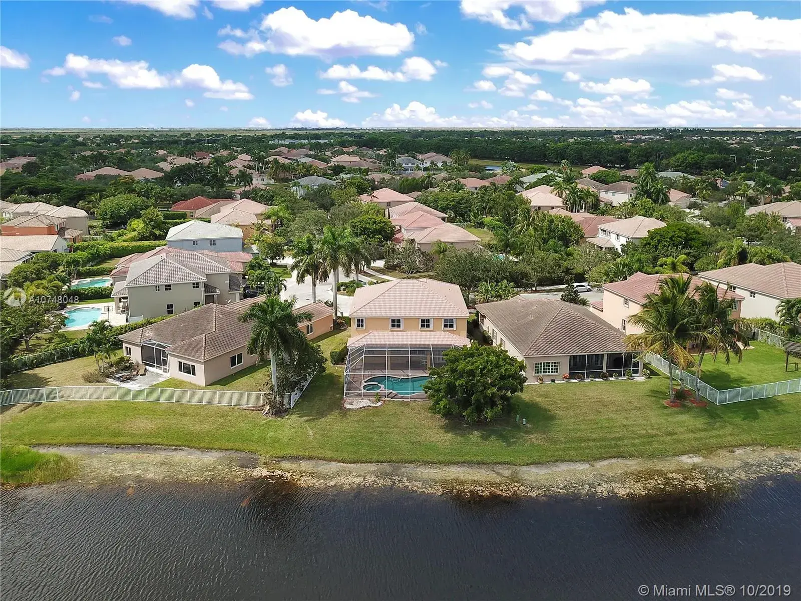 1652 Orchid Bnd, Weston FL 33327