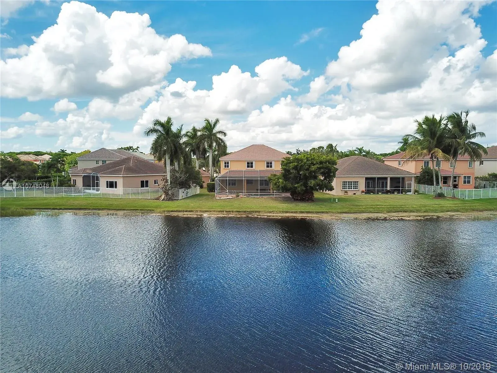 1652 Orchid Bnd, Weston FL 33327