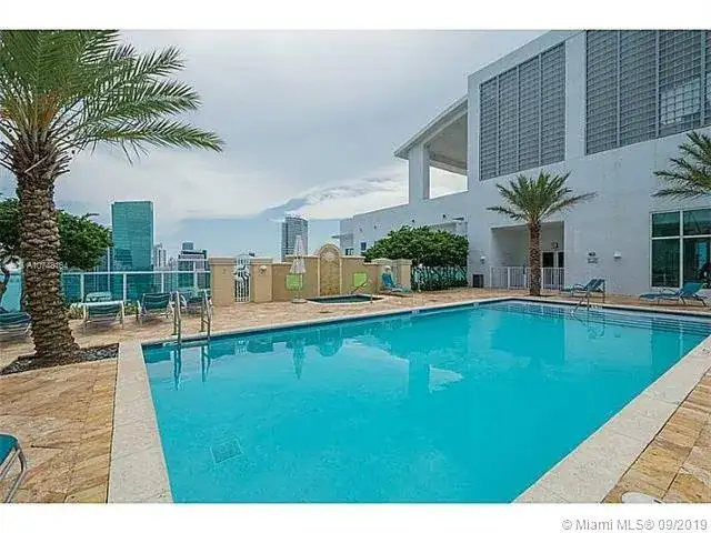 133 NE 2nd Ave # 1009, Miami FL 33132 photo 3