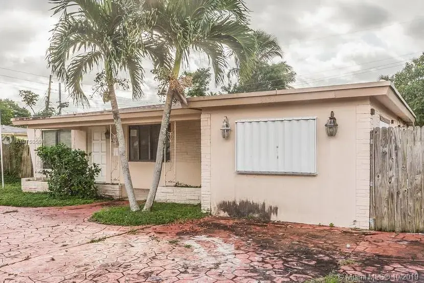 3120 SW 17th St, Fort Lauderdale FL 33312