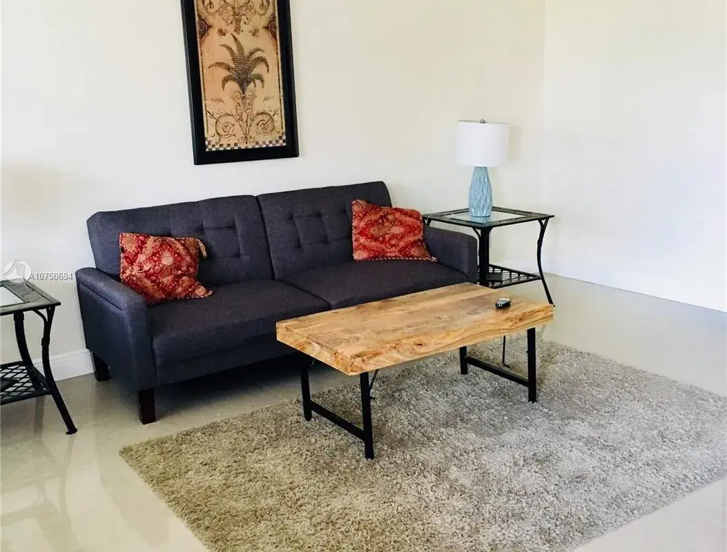 600 Layne Blvd # 210, Hallandale Beach FL 33009