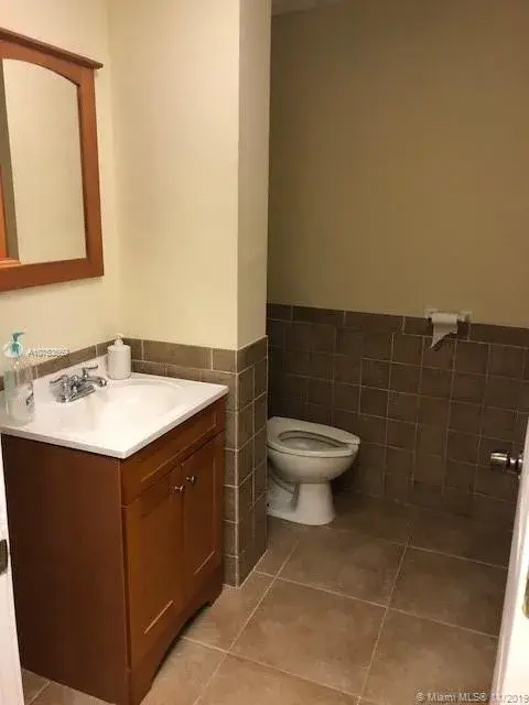 3418 N Ocean Blvd, Fort Lauderdale FL 33308