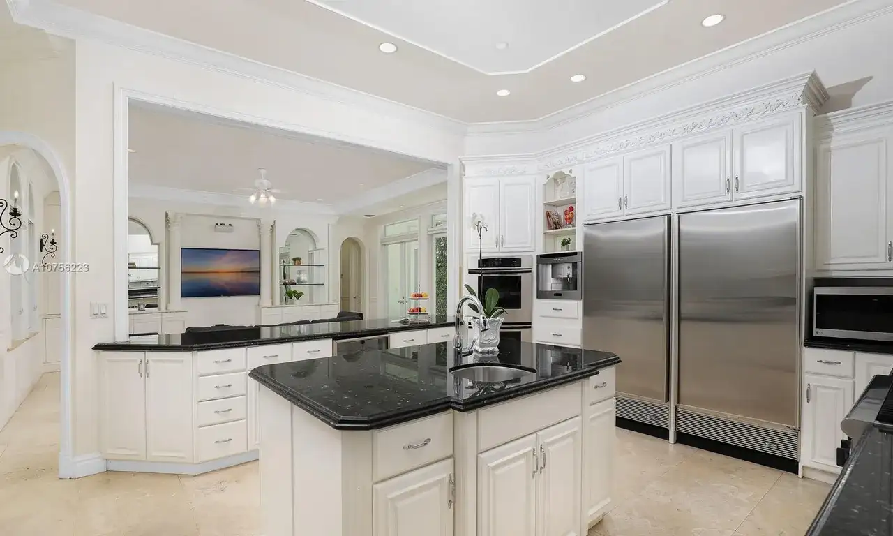 6465 SW 104th St, Pinecrest FL 33156 photo 5