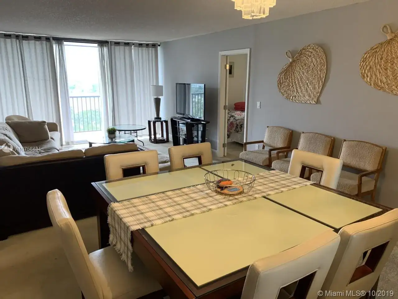 3701 N Country Club Dr # 1104, Aventura FL 33180 photo 2