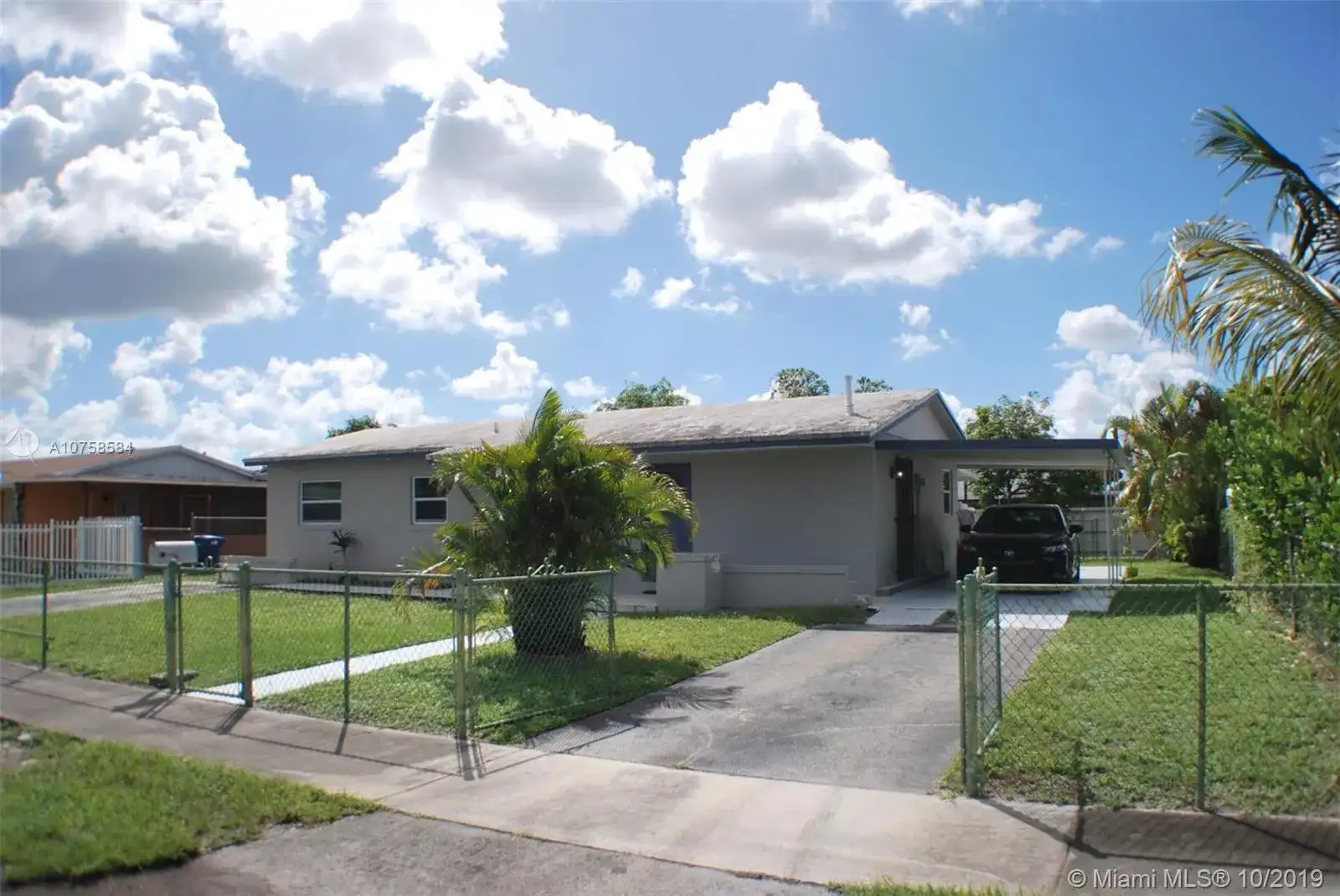 5002 NW 189th Ter, Miami Gardens FL 33055 photo 3