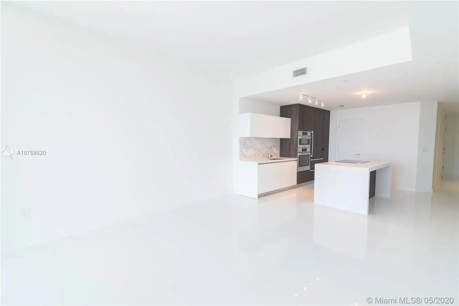 851 NE 1st Ave # 3800, Miami FL 33132 photo 5