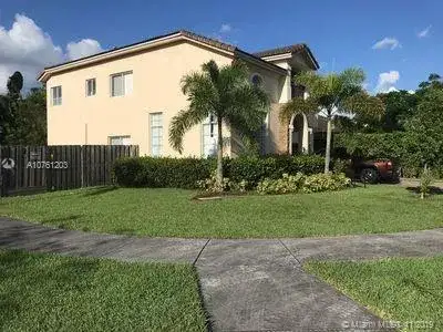 15271 SW 15th Way, Miami FL 33194 photo 2